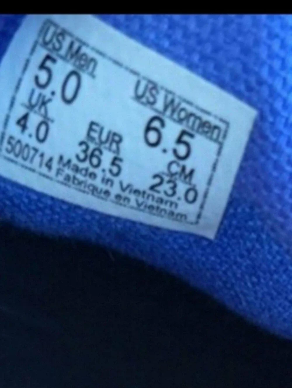 Vans tears tennis